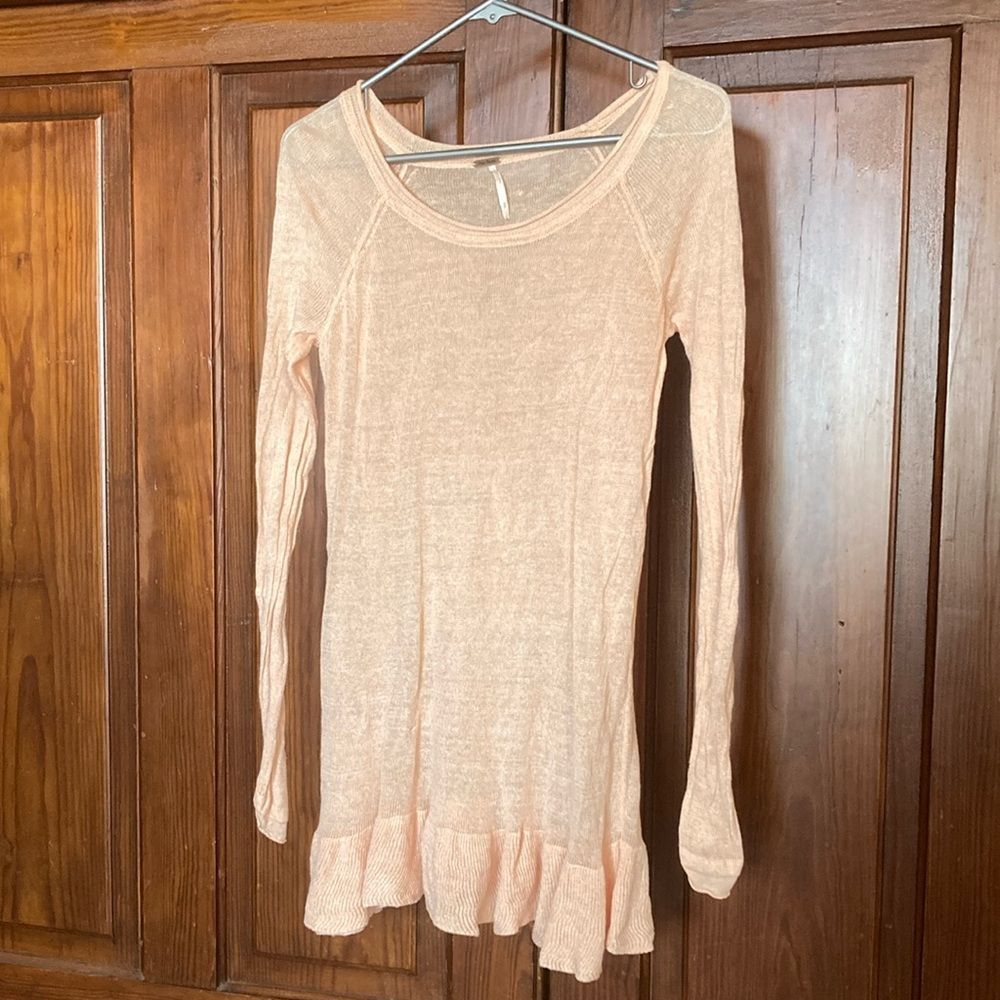 Free People Pink Lightweight Sheer 100% Linen Ruffle Bottom Sweater Size S